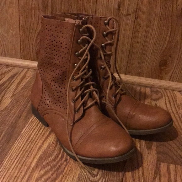 aeropostale boots